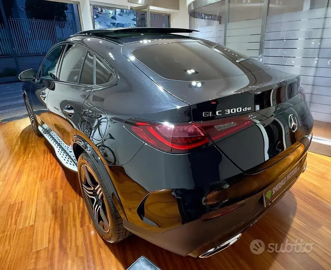 Usata Mercedes GLC300de AMG Line Premium Plus 197 CV (144 kW) 2023 Nero Coupé
