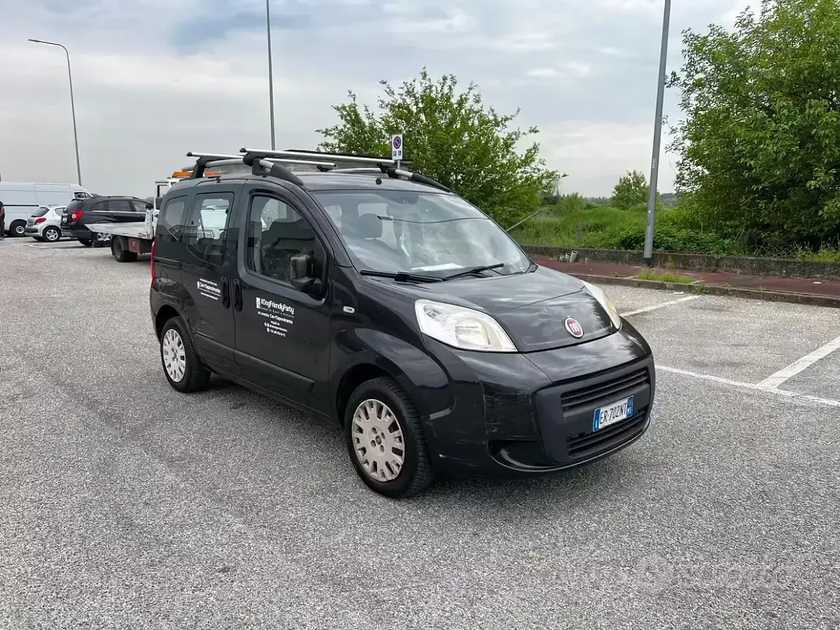 Usata Fiat Qubo Active 70 CV (51 kW) 2013 Nero Monovolume