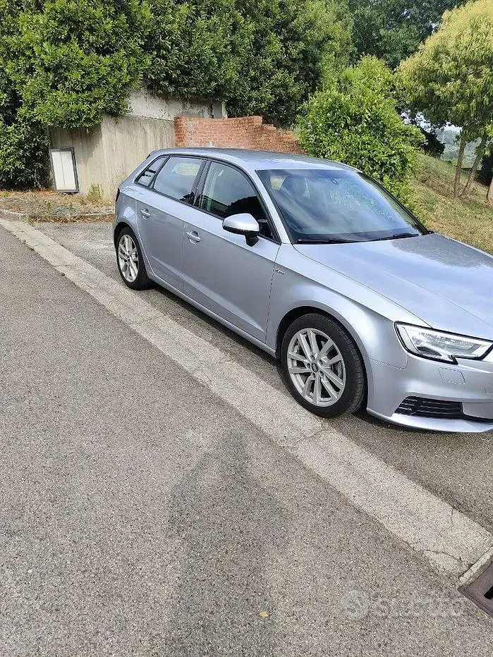 Usata Audi A3 150 CV (110 kW) 2018 Grigio Berlina