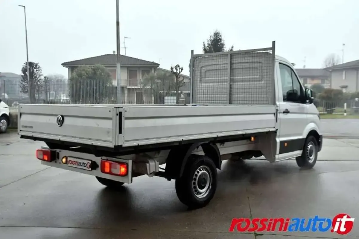 Usata MAN TGE 140 CV (102 kW) 2022 Bianco candy Furgone