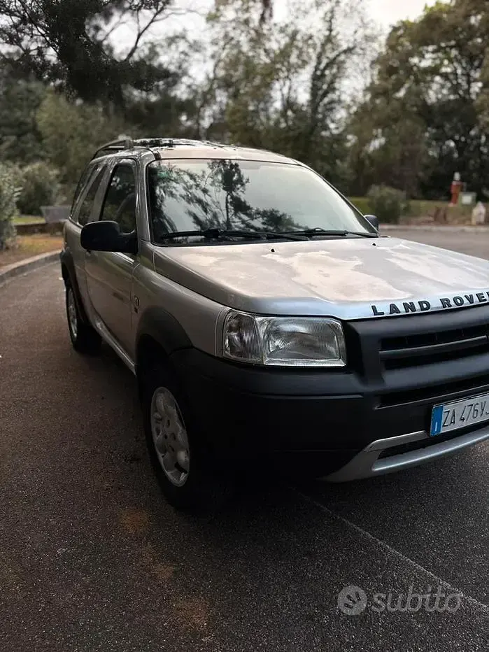 Usata Land Rover Freelander 111 CV (81 kW) 2004 Grigio SUV