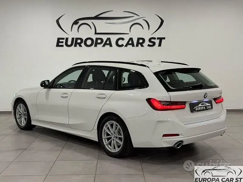 Usata BMW 318 Efficient Dynamics 150 CV (110 kW) 2023 Bianco Station wagon