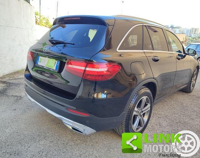 Usata Mercedes GLC220 Business 170 CV (125 kW) 2017 Nero SUV