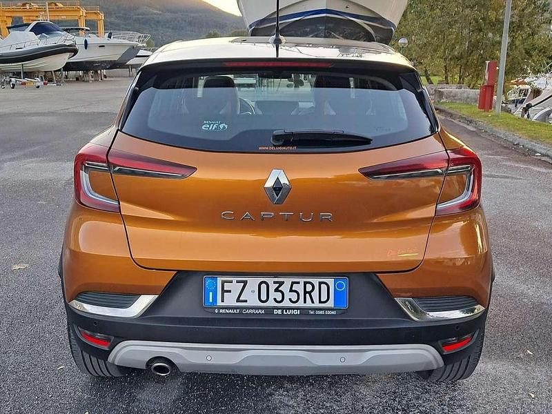 Usata Renault Captur Intens 101 CV (74 kW) 2019 Bronzo SUV