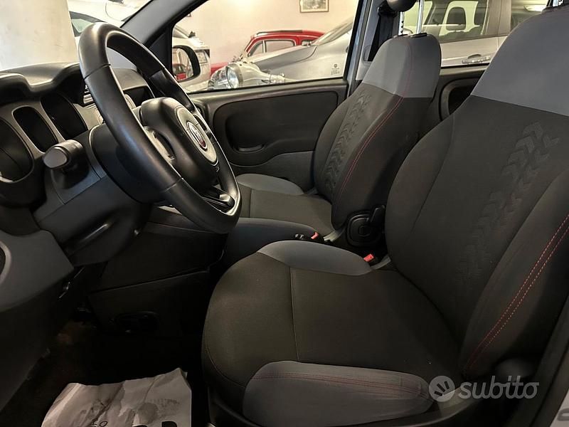 Usata Fiat Panda 69 CV (50 kW) 2018 Grigio Utilitaria