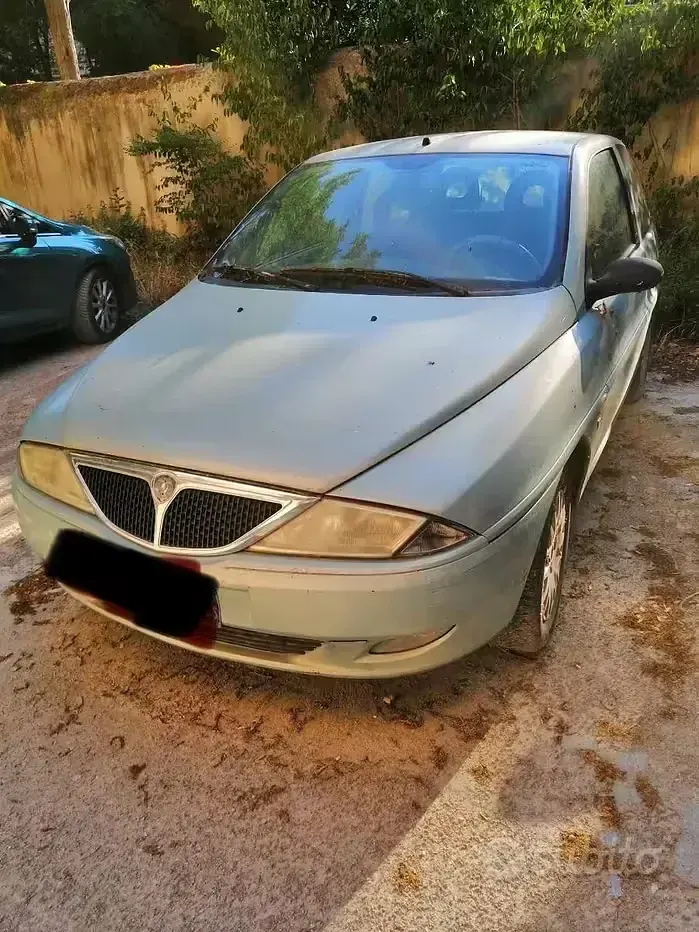 Usata Lancia Ypsilon 2002 Utilitaria