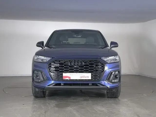 Usata Audi Q5 Sportback S-line plus 204 CV (150 kW) 2025 Blu navarra metallizzato SUV