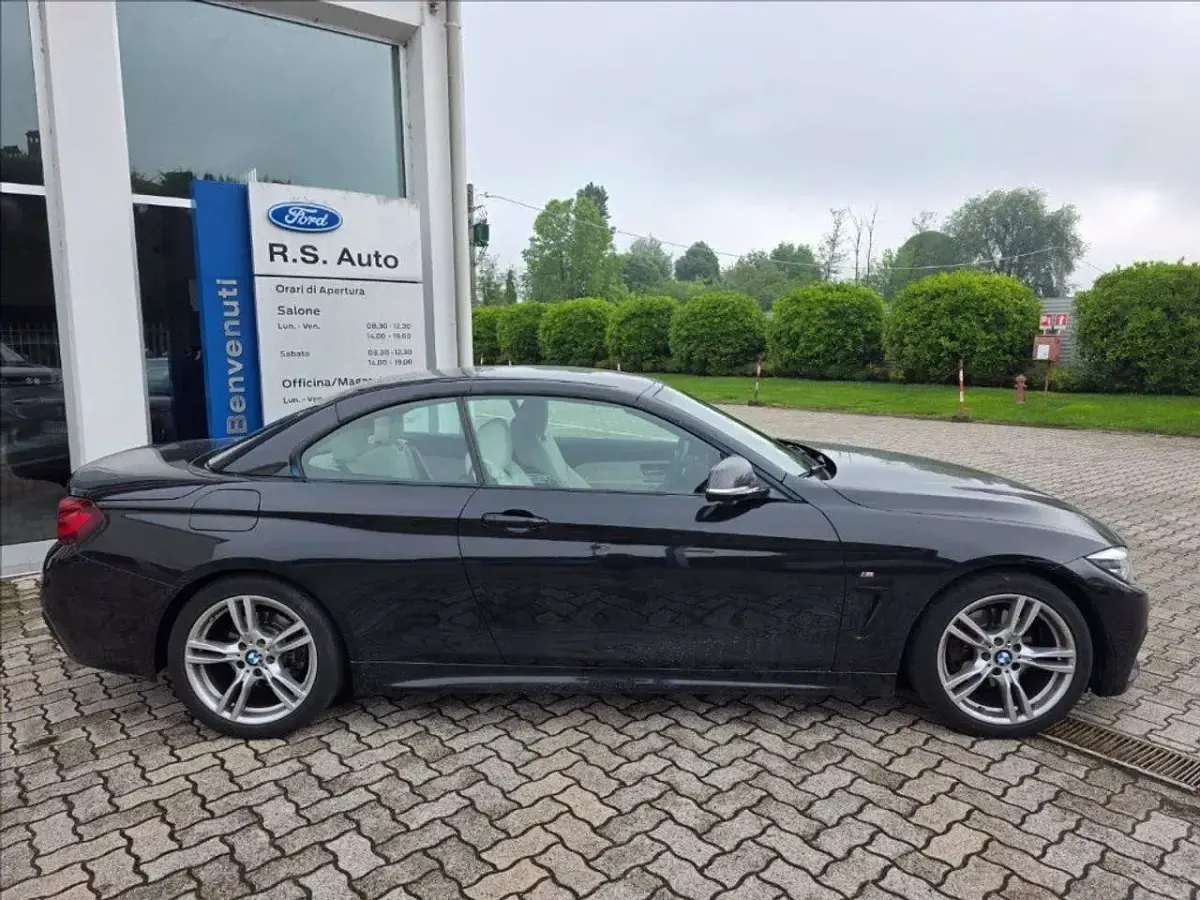 Usata BMW 420 Cabriolet M Sport 184 CV (135 kW) 2020 Nero metallizzato Cabrio