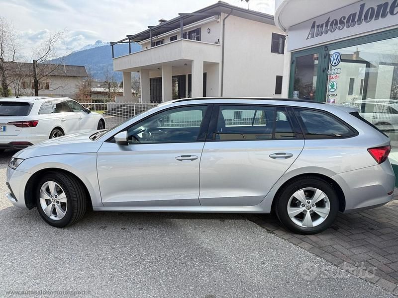 Usata Skoda Octavia 150 CV (110 kW) 2021 Argento Station wagon