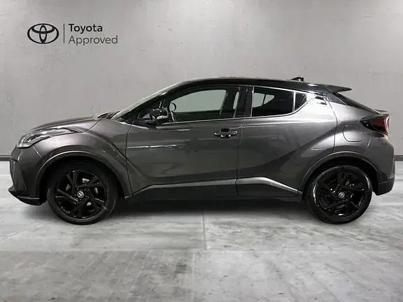 Usata Toyota C-HR Trend 184 CV (135 kW) 2022 Dark grey & black SUV