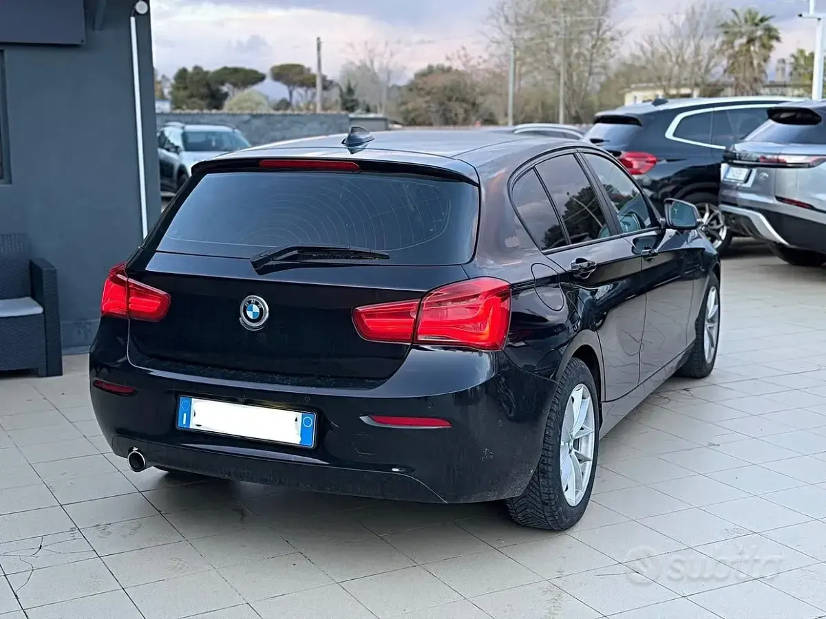 Usata BMW 116 Sport Line 116 CV (85 kW) 2018 Nero Utilitaria
