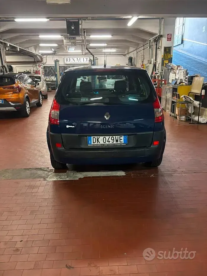 Usata Renault Scénic II 105 CV (77 kW) 2007 Blu Monovolume