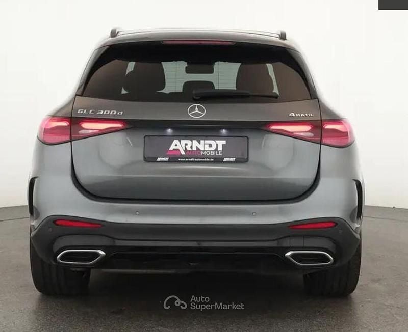 Usata Mercedes GLC300e Advanced 269 CV (197 kW) 2023 Grigio SUV