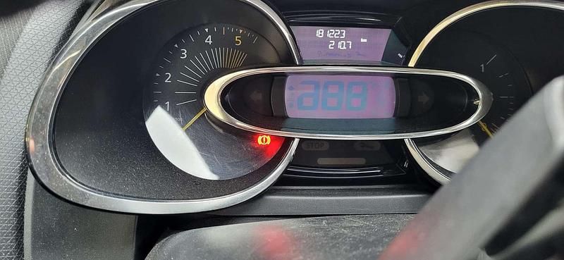 Usata Renault Clio IV Dynamique 75 CV (55 kW) 2013 Berlina