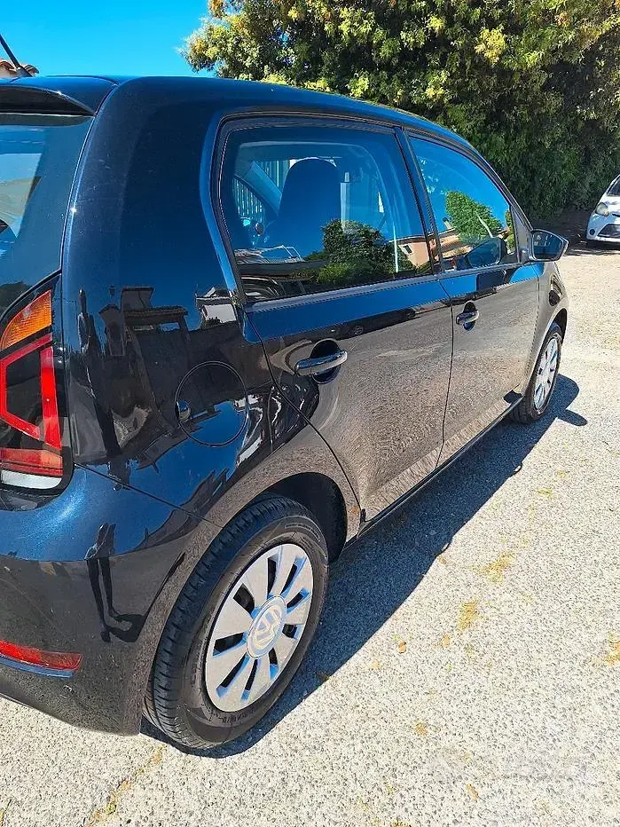 Begagnad VW up! 68 HK (50 kW) 2018 Svart Halvkombi