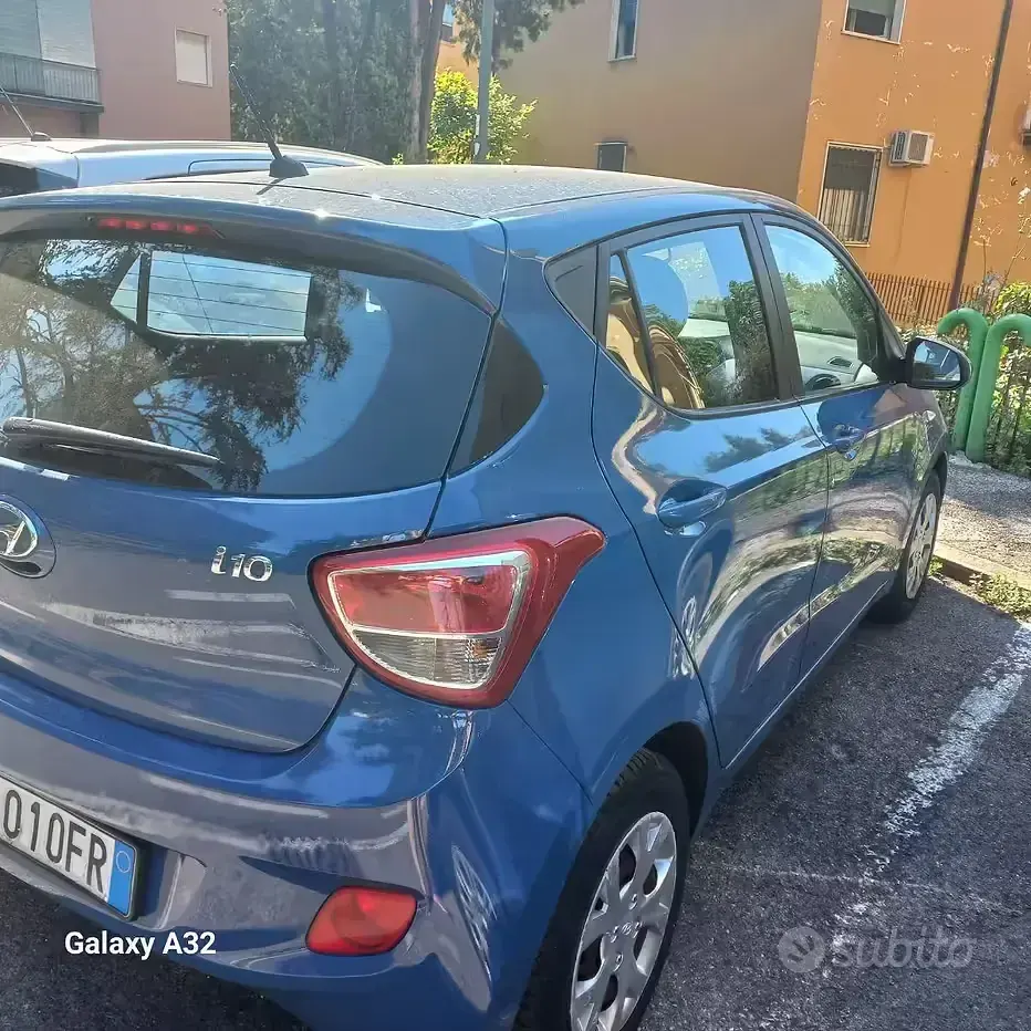 Usata Hyundai i10 66 CV (48 kW) 2014 Bluazzurro Utilitaria