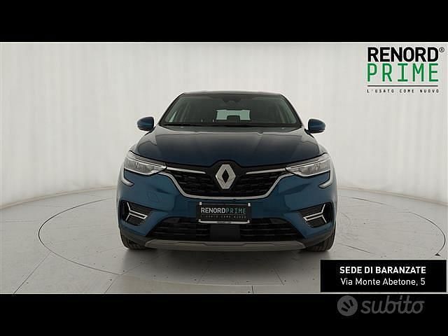 Usata Renault Arkana Intens 145 CV (106 kW) 2023 Blu scuro SUV