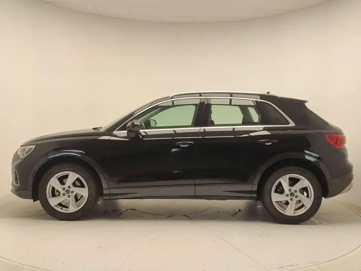 Usata Audi Q3 Advanced 150 CV (110 kW) 2023 Nero mito SUV
