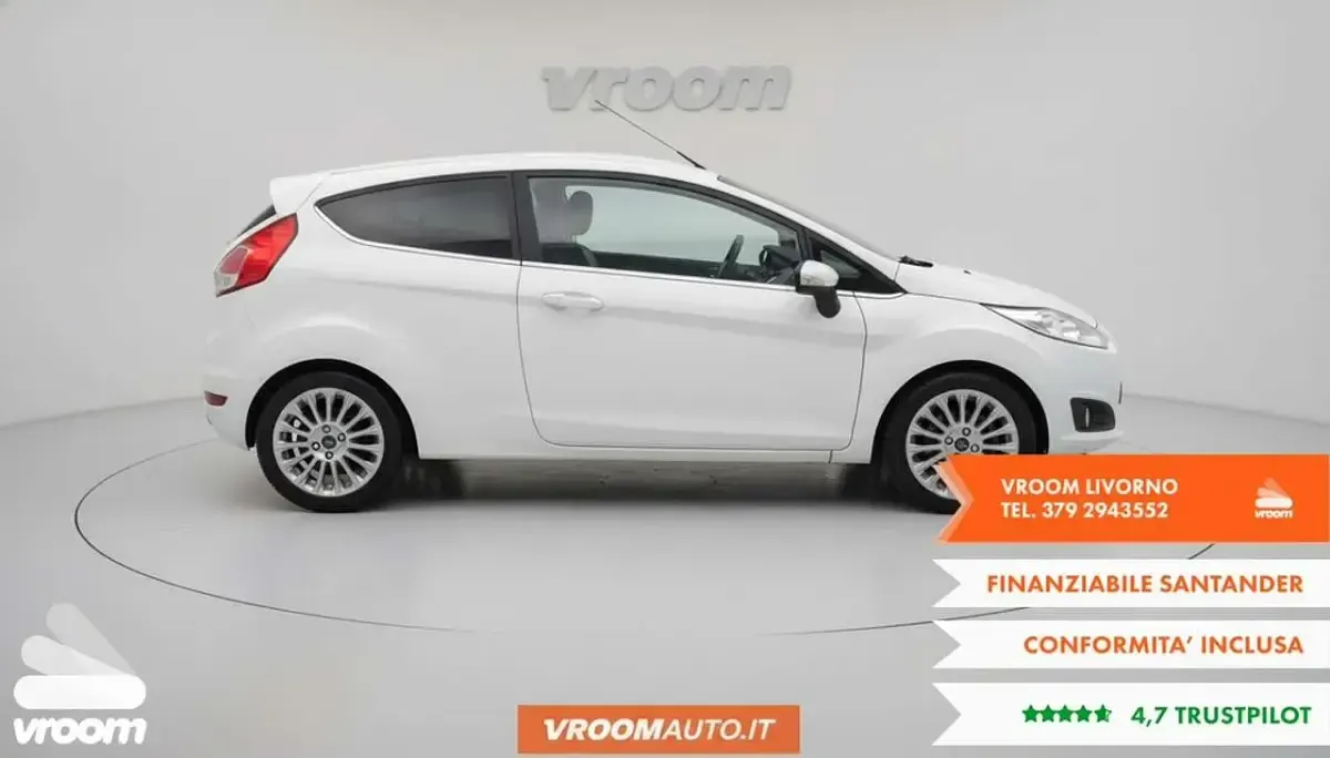 Usata Ford Fiesta Titanium 75 CV (55 kW) 2014 Bianco Utilitaria