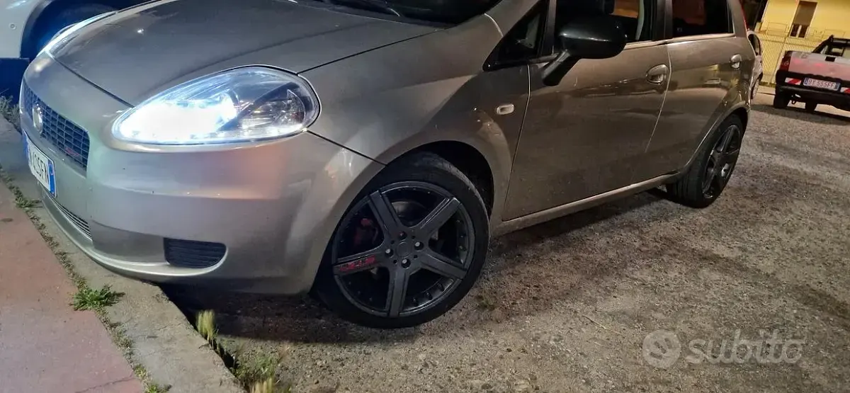 Usata Fiat Grande Punto 90 CV (66 kW) 2008 Utilitaria