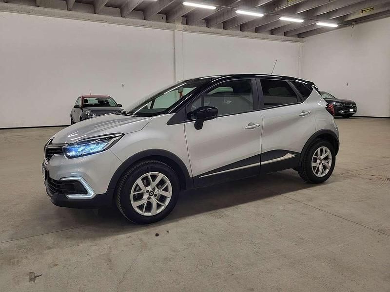 Usata Renault Captur 90 CV (66 kW) 2019 Argento SUV