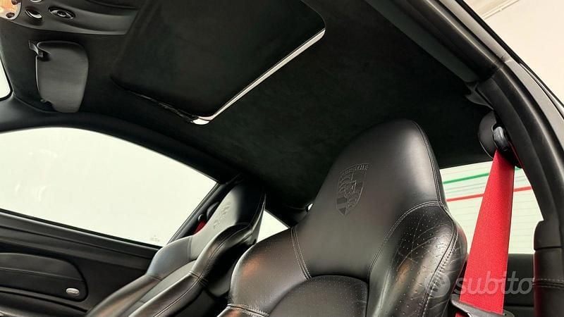 Usata Porsche 911 Carrera 4S 320 CV (235 kW) 2002 Argento Coupé