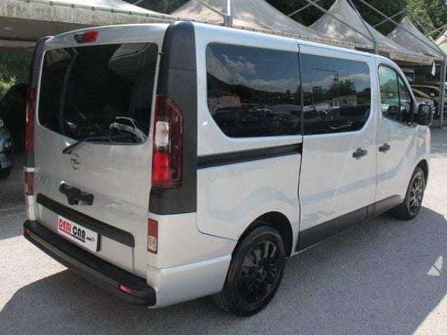 Usata Renault Trafic 120 CV (88 kW) 2019 Grigio Monovolume