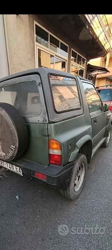 Verde Usata 1997 Suzuki Vitara SUV | 2600 € (Super prezzo) - Immagine 1/4