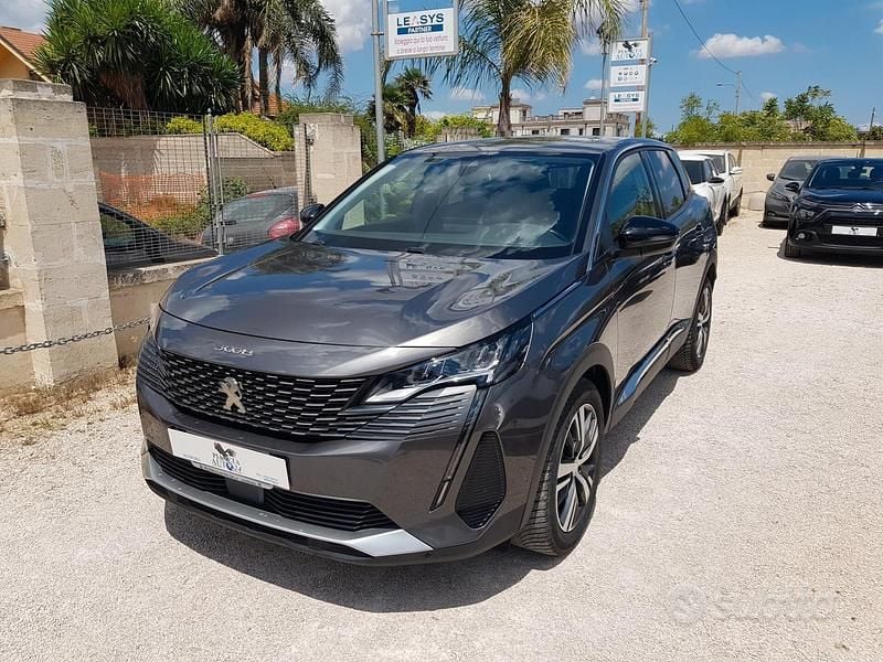 Usata Peugeot 3008 Allure 131 CV (96 kW) 2022 Grigio SUV