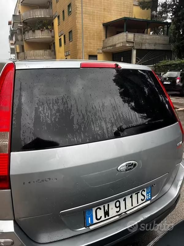 Usata Ford Fusion 68 CV (50 kW) 2005 Grigio Utilitaria