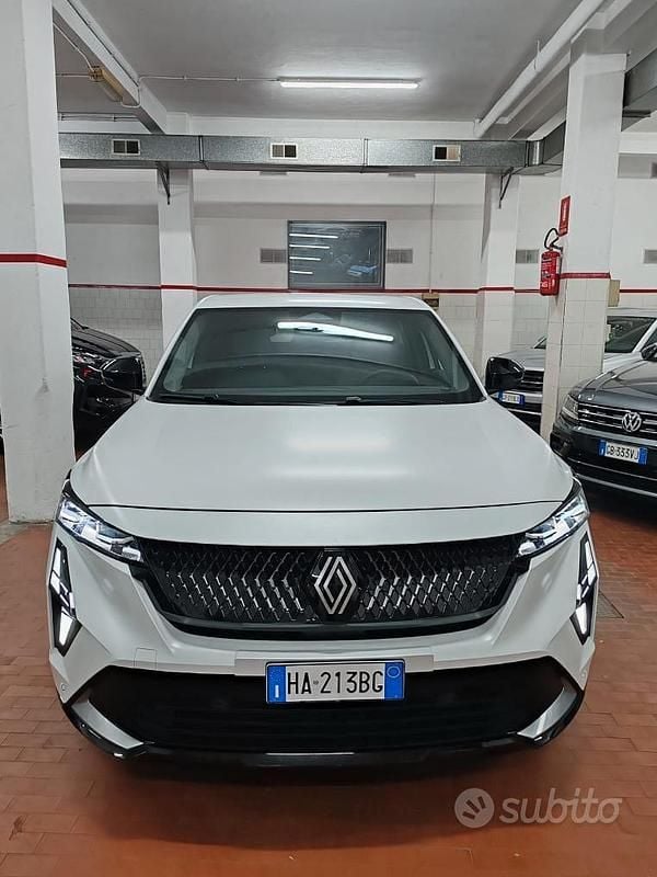 Usata Renault Rafale Techno 200 CV (147 kW) 2025 Bianco SUV