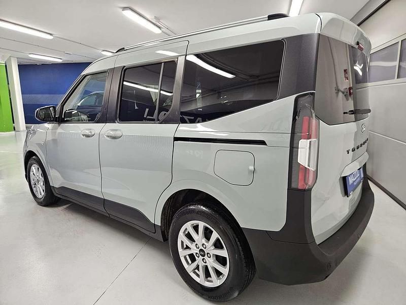 Usata Ford Tourneo Courier Titanium 124 CV (91 kW) 2024 Grigio Monovolume