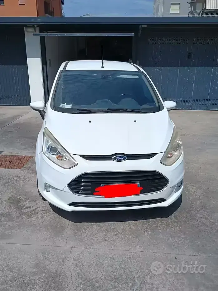 Usata Ford B-MAX 100 CV (73 kW) 2014 Bianco Monovolume