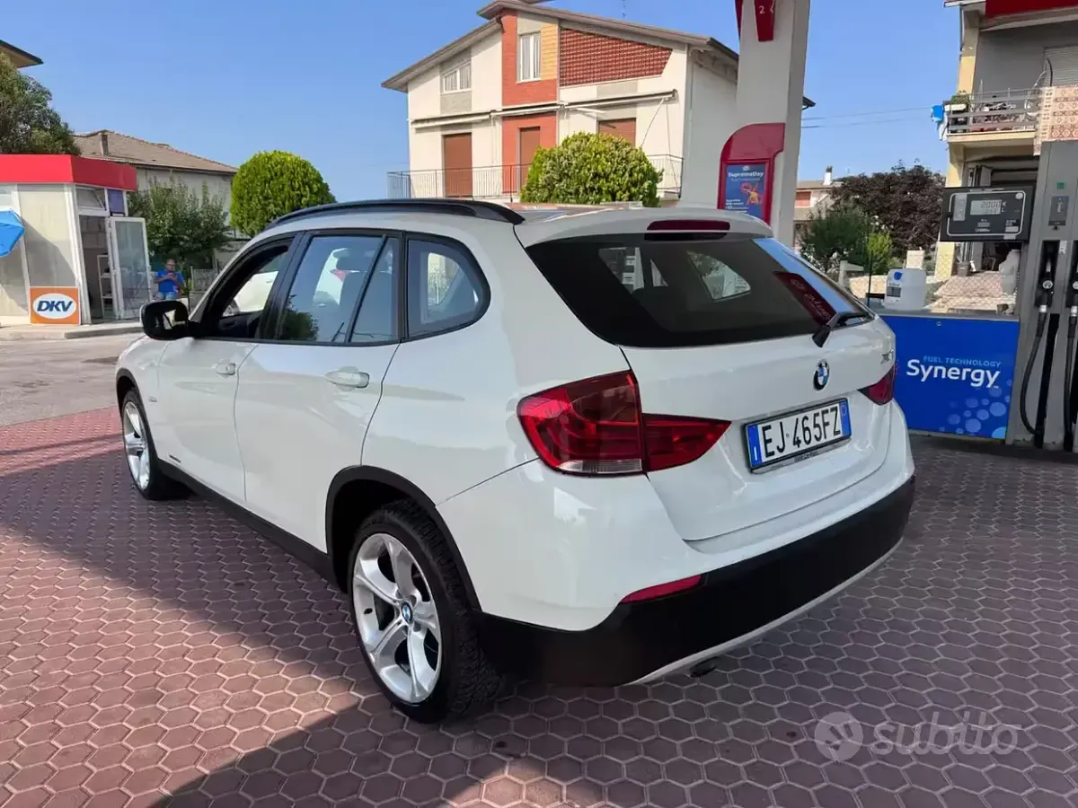 Usata BMW X1 143 CV (105 kW) 2011 Bianco SUV