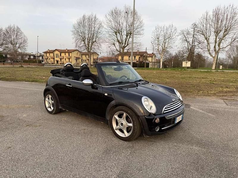 Usata Mini One Cabriolet 90 CV (66 kW) 2005 Cabrio