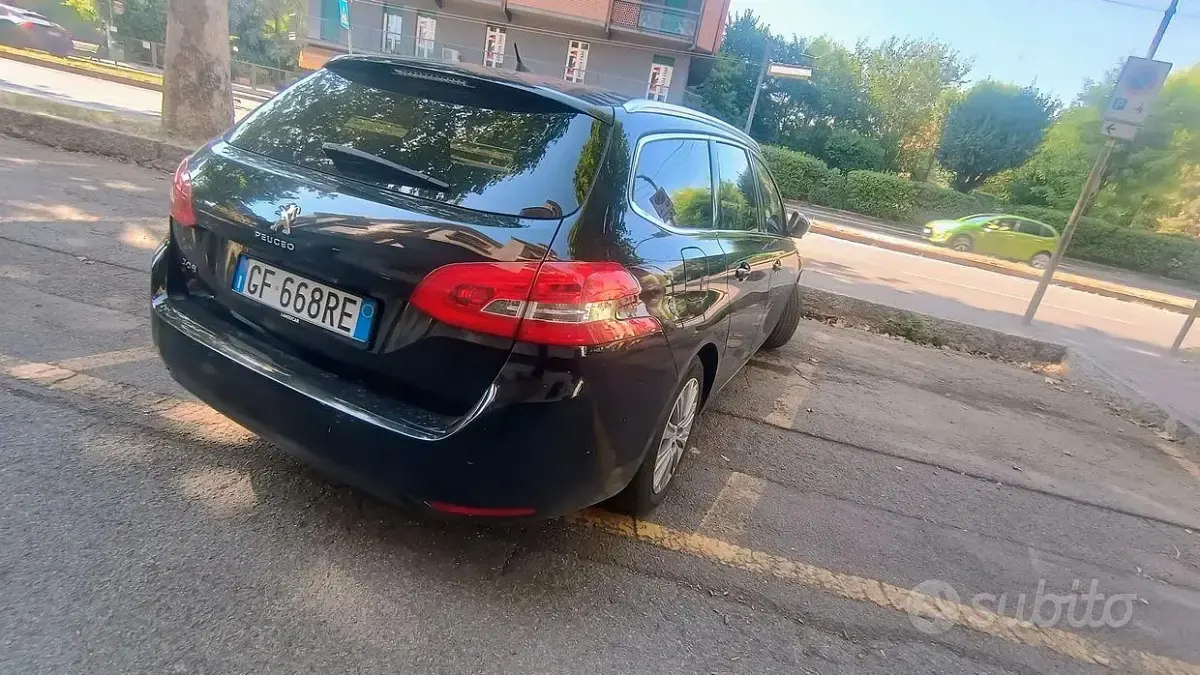 Usata Peugeot 308 SW Allure 131 CV (96 kW) 2021 Nero Station wagon