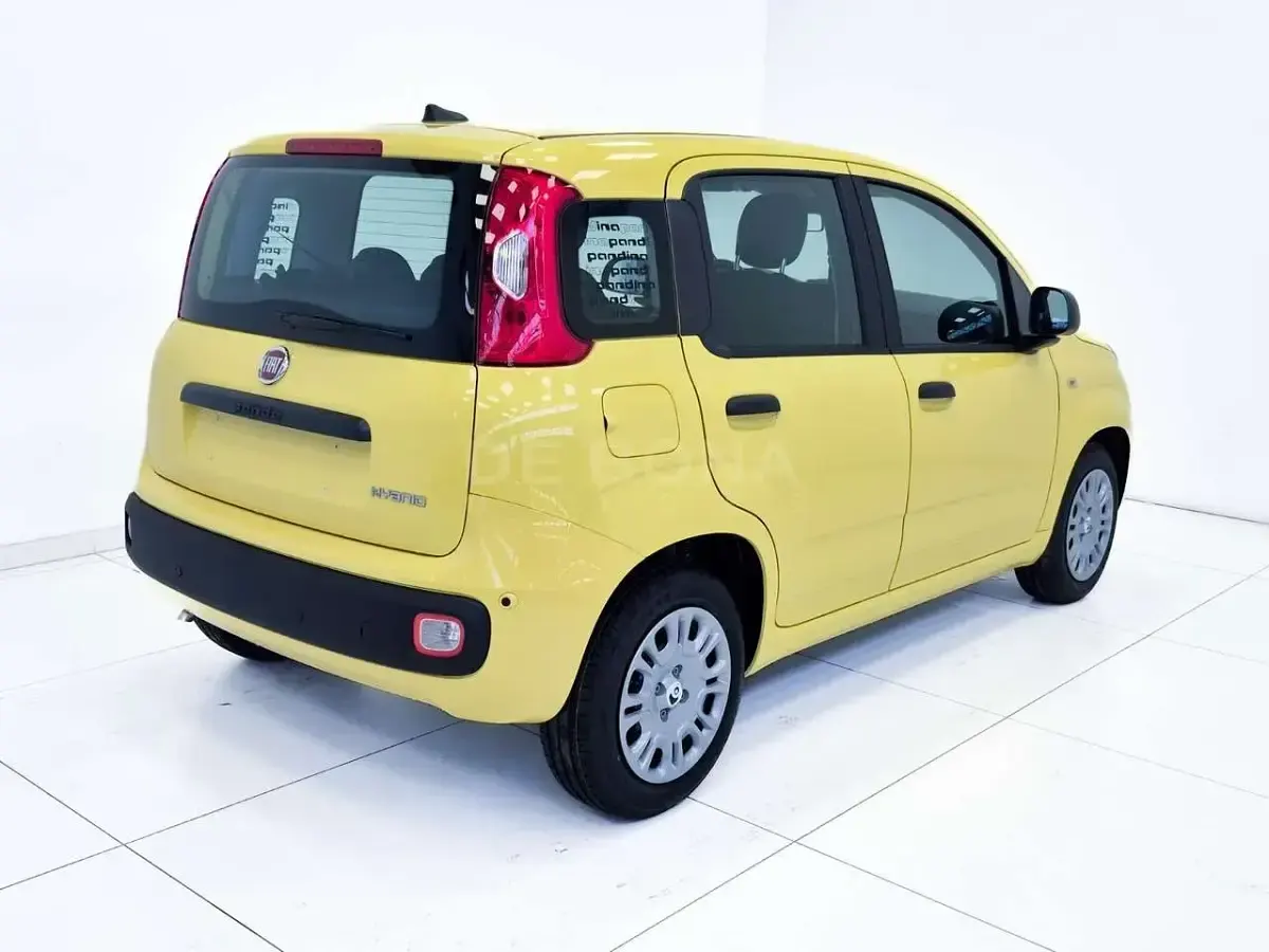 Nuova Fiat Panda Icon 65 CV (47 kW) 2026 Giallo Utilitaria