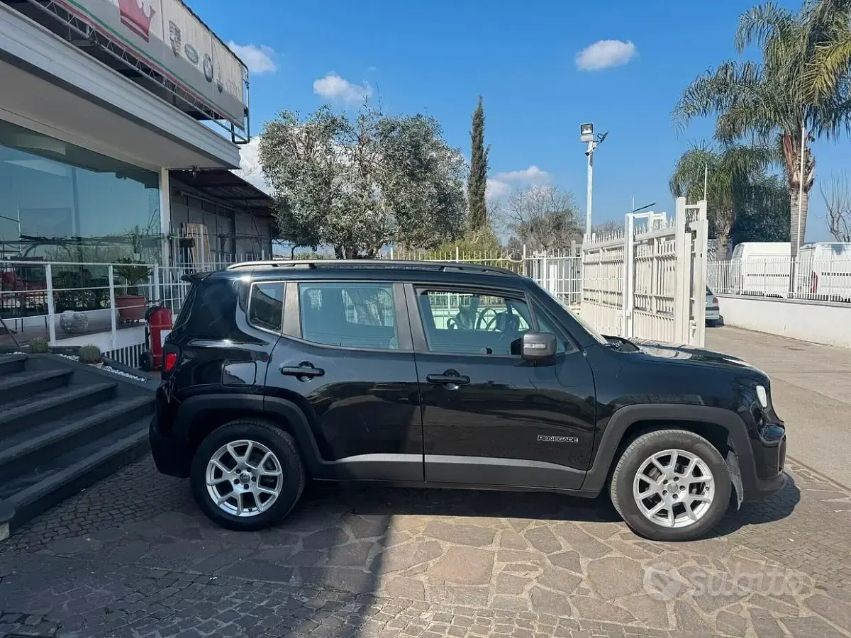 Usata Jeep Renegade Limited 130 CV (95 kW) 2021 Nero SUV