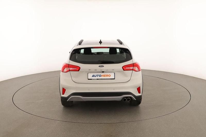 Usata Ford Focus Active 120 CV (88 kW) 2022 Bianco