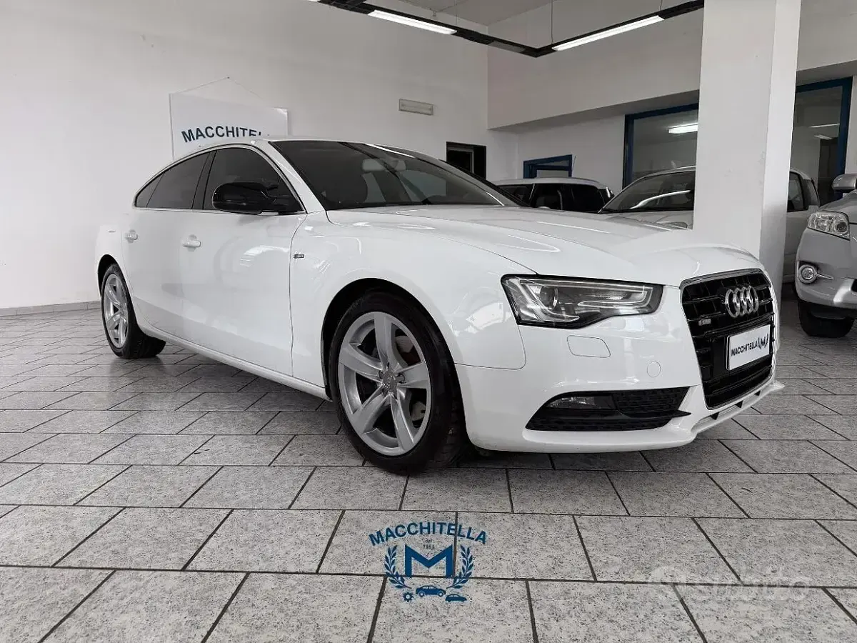 Usata Audi A5 Advanced 177 CV (130 kW) 2012 Bianco Coupé