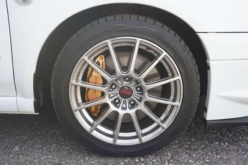 Usata Subaru Impreza 280 CV (205 kW) 2004 Bianco Berlina