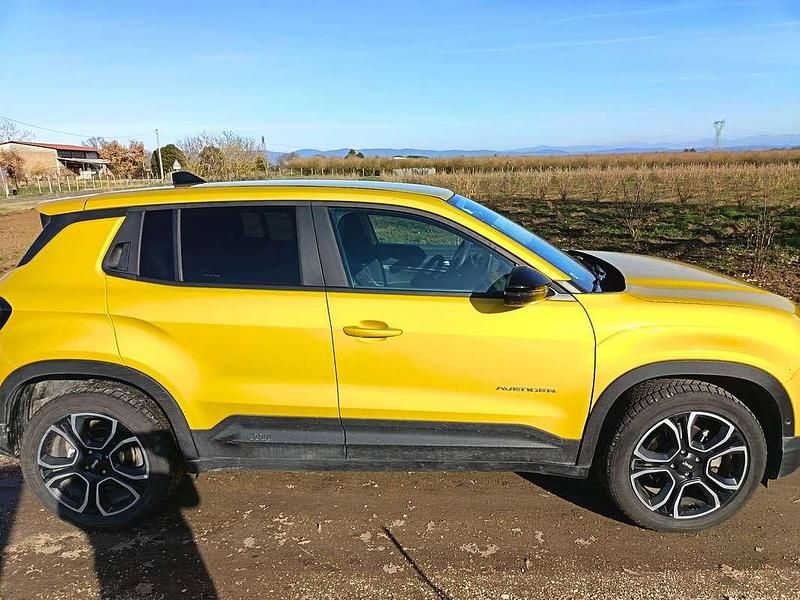 Usata Jeep Avenger EV Summit 61 kW (84 CV) 2024 SUV