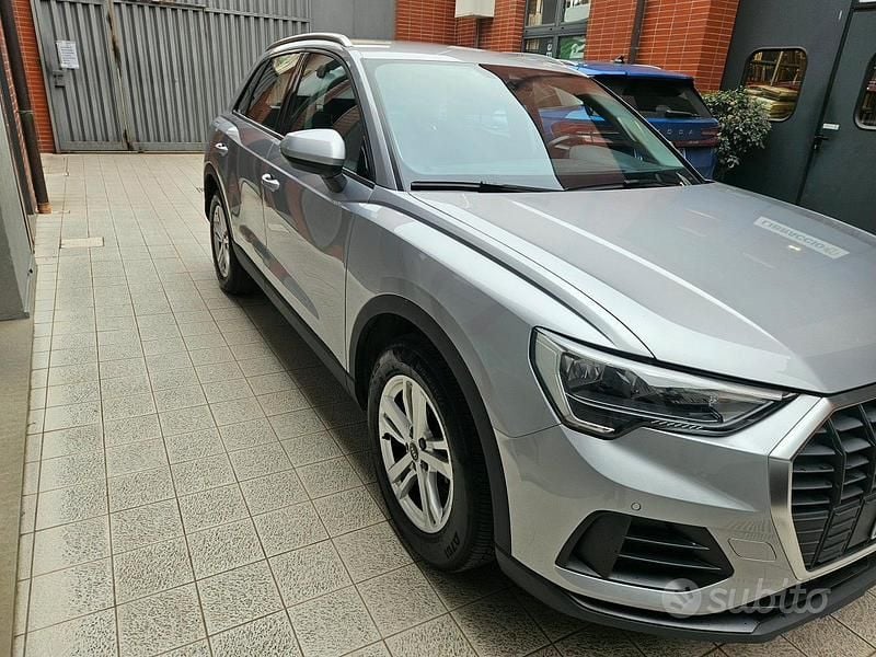 Usata 2022 Audi Q3 Business SUV | 22.000 € (Super prezzo) - Immagine 1/4