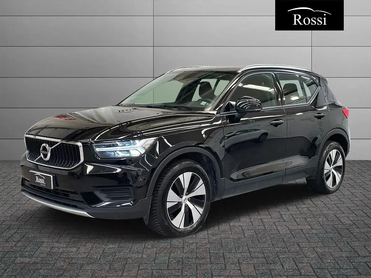 Usata Volvo XC40 Momentum 130 CV (95 kW) 2021 SUV