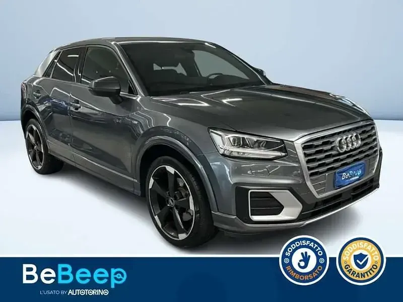 Usata Audi Q2 Comfort 150 CV (110 kW) 2016 Grigio metallizzato SUV