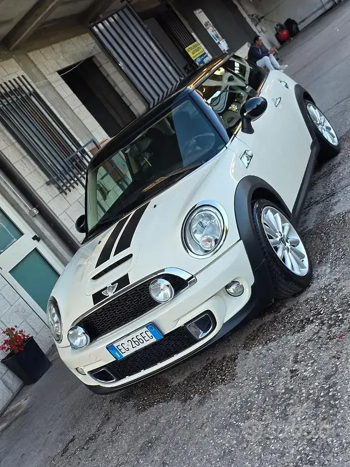 Usata Mini Cooper SD 143 CV (105 kW) 2011 Bianco Utilitaria
