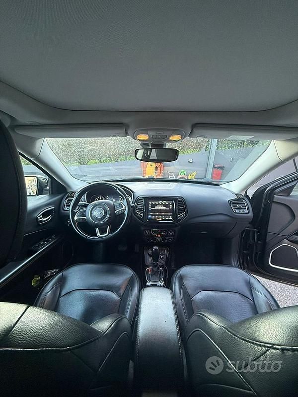 Usata Jeep Compass Limited 140 CV (102 kW) 2021 Nero SUV