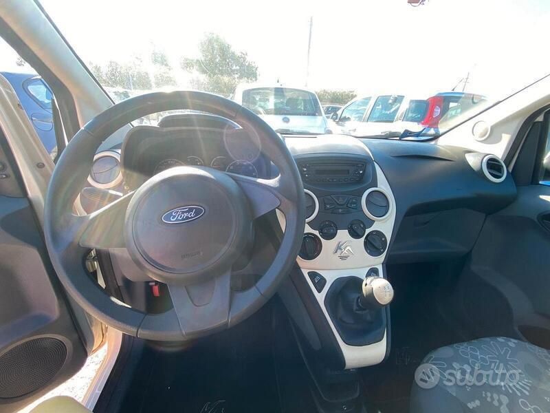 Usata Ford Ka 69 CV (50 kW) 2011 Bianco Utilitaria