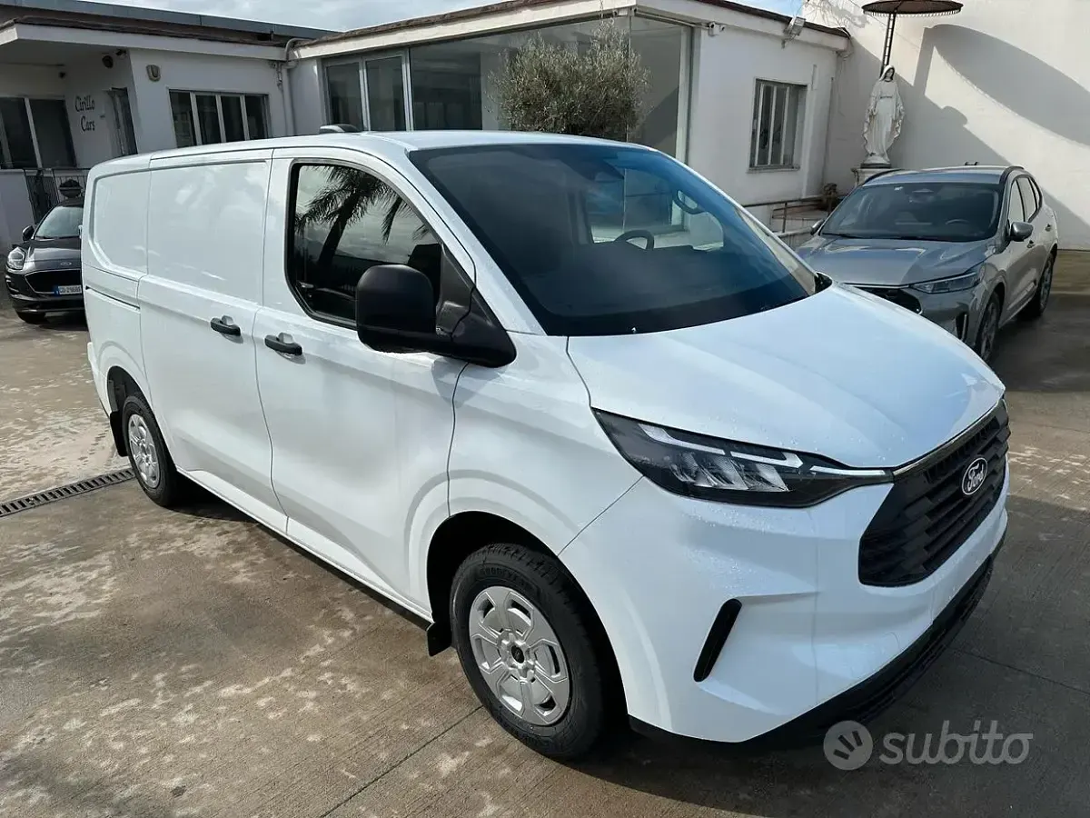 Nouvelle Ford Transit Custom Trend 136 ch (100 kW) 2026 Blanc Van