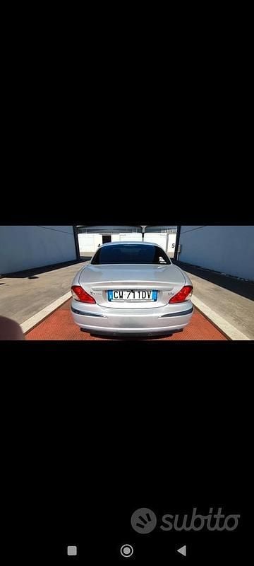 Usata Jaguar X-type Executive 131 CV (96 kW) 2005 Grigio Berlina